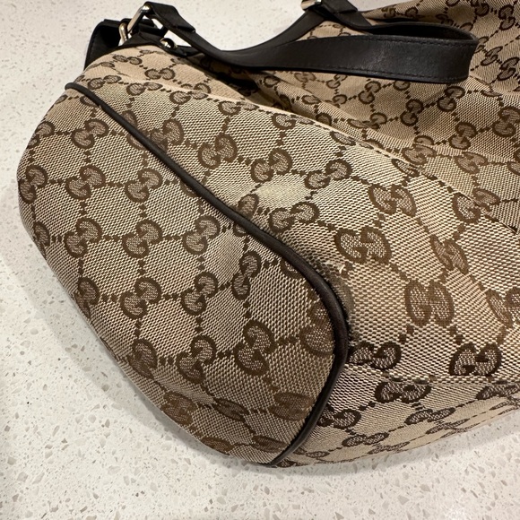 Gucci Handbag - Picture 14 of 16